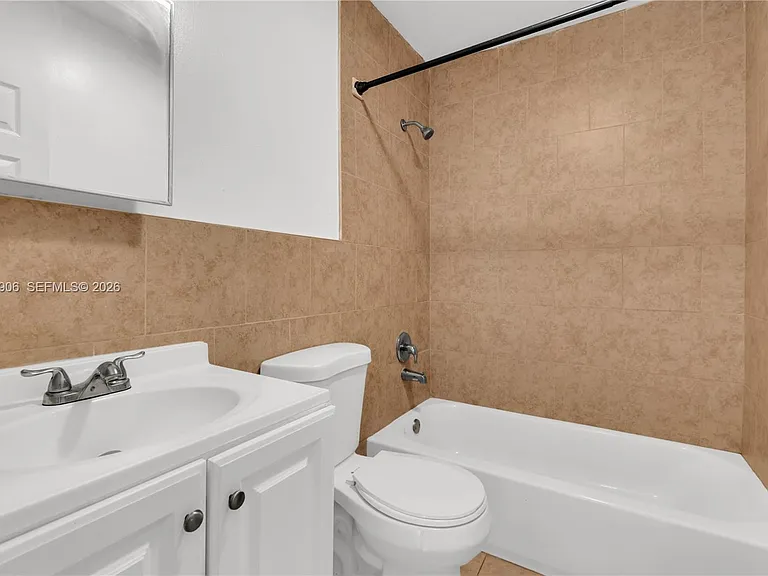 5742 Garfield St #2 — Photo 22