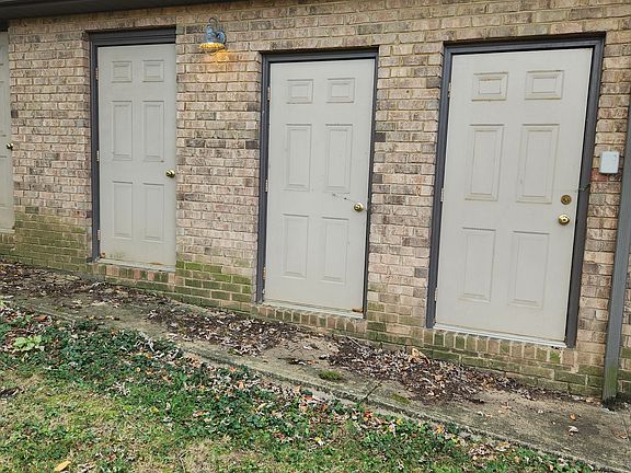 Outside storage units, one per unit