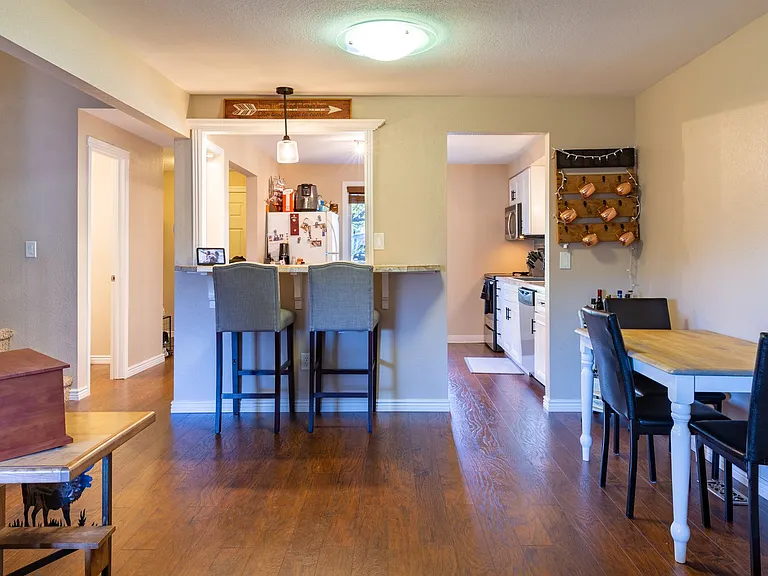 1855 E Boise Ave — Photo 8