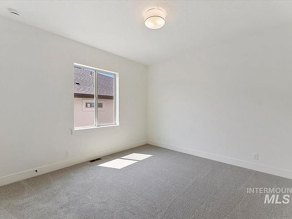 5th image of 7357 Powell Pl