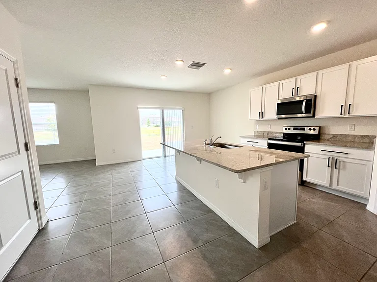 8926 Forge Breeze Loop — Photo 3
