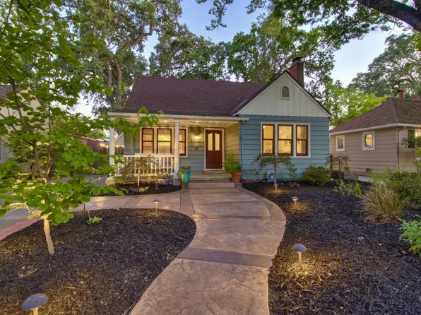 1028 Robertson Way, Sacramento, CA 95818