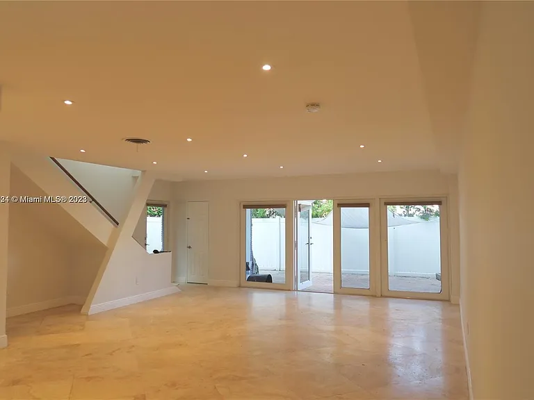7312 Gary Ave — Photo 4