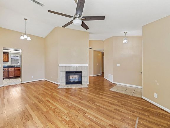5th image of 2812 Whitney Drive