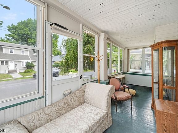 4th image of 72 Maitland Ave
