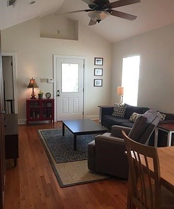 4th image of 8529 Zimpel St