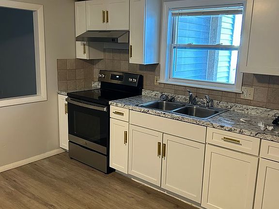 2nd image of 30 School St #9
