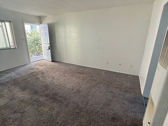 4th image of 4341-4355 Idaho St #4343-1/2