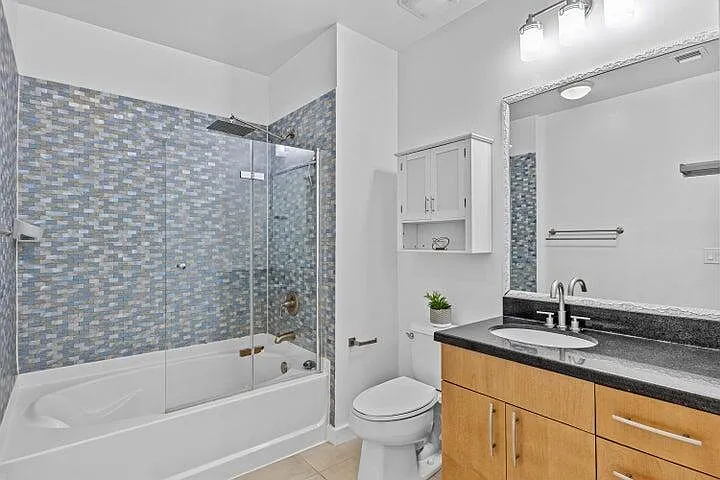 300 S Australian Ave #808 — Photo 2