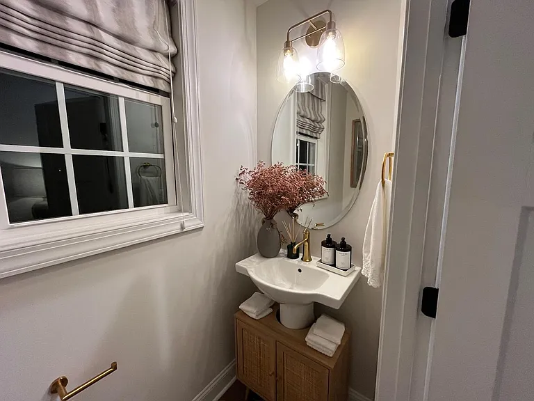 324 Bayberry Ln — Photo 13