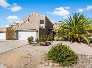 2215 W Avenue J4, Lancaster, CA 93536