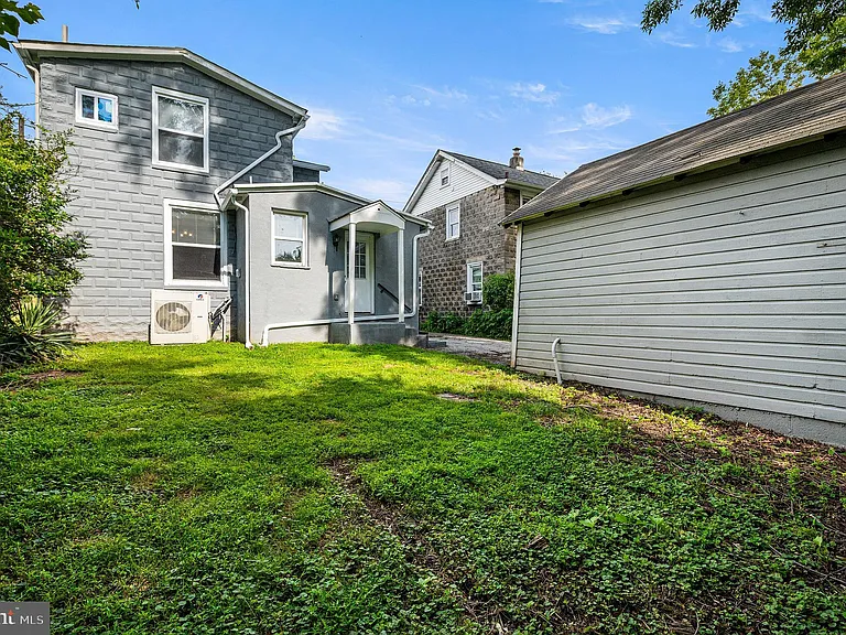 30 Keystone Ave — Photo 24