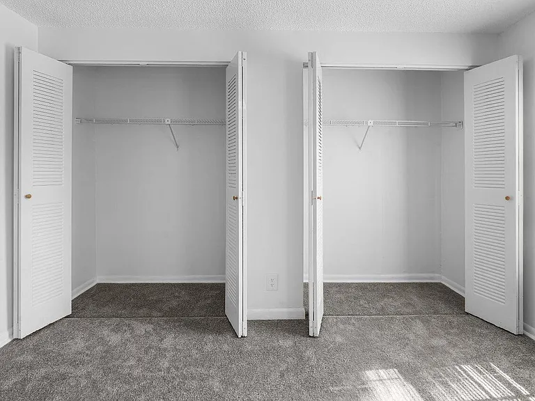 304 Georgian Park Dr — Photo 20