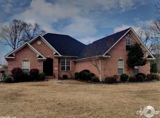 90 McGee St, Lonoke, AR 72086