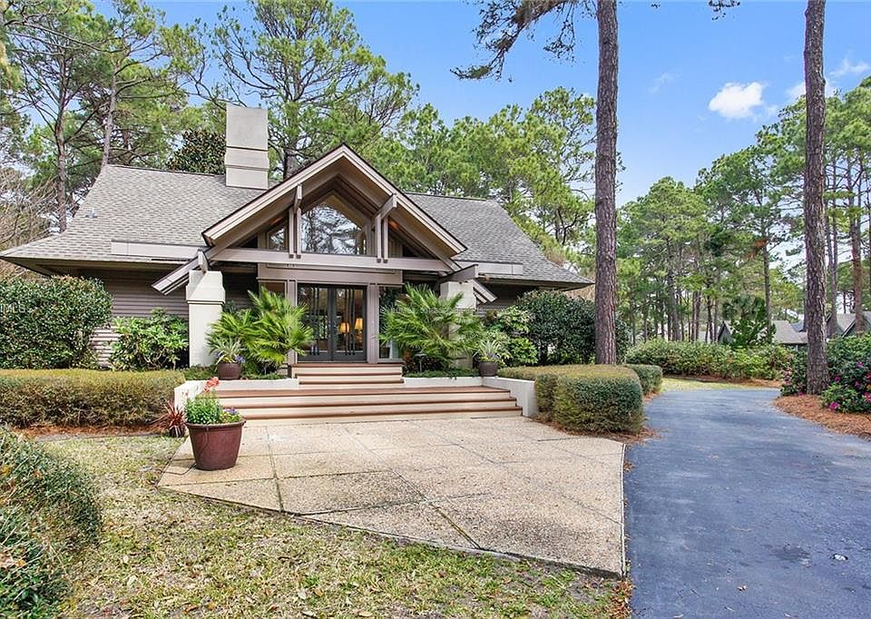 1st image of 37 Oyster Reef Dr