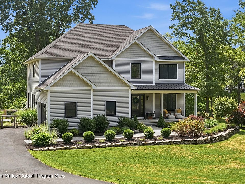 1st image of 29 Orchard View Drive