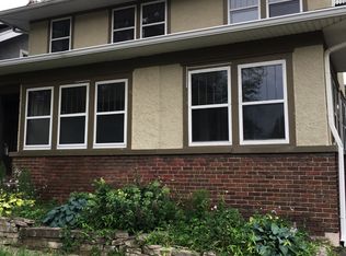 215 E Central Park Ave, Davenport, IA