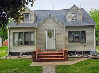 327 2nd St SW, Clara City, MN 56222