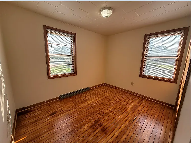 437 W Mill St #3 — Photo 10