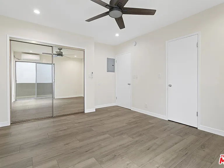 1028 S Bedford St #7 — Photo 24