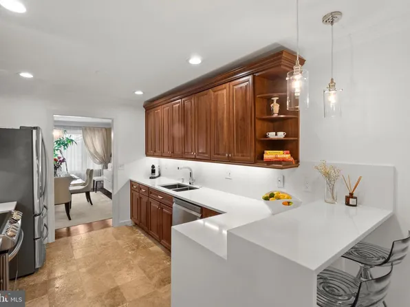 6324 Manchester Way, Alexandria, VA 22304