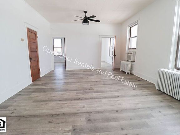 5th image of 111 1/2 E King St