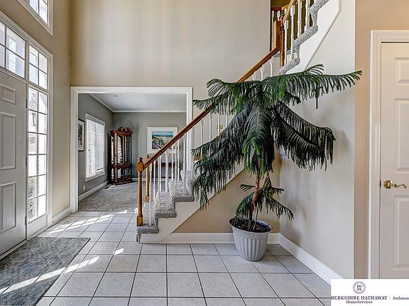 5th image of 5917 S 175th Avenue Cir