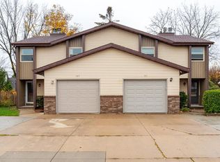 1015 Babcock St, Neenah, WI 54956