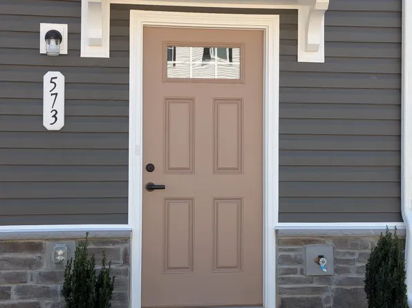 573 Wheatland Country Rd, Raleigh, NC 27603