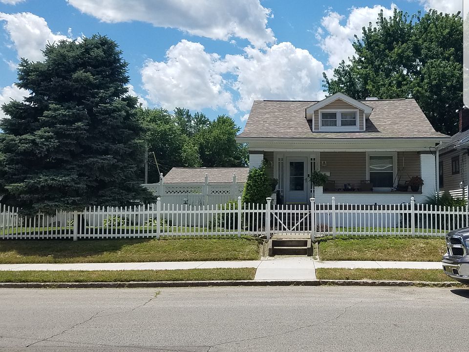 1st image of 108 S 29th St