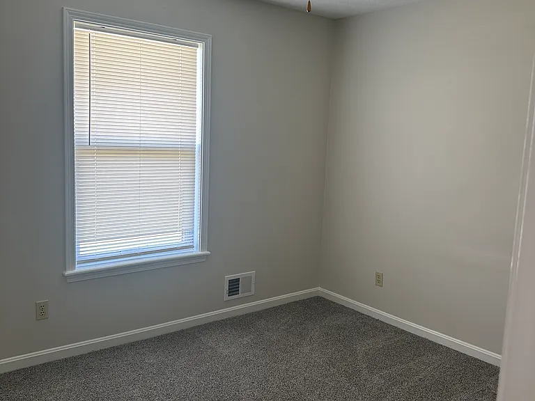 5331 Cane Run Rd — Photo 5