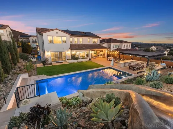 7495 Paseo Cristal, Carlsbad, CA 92009