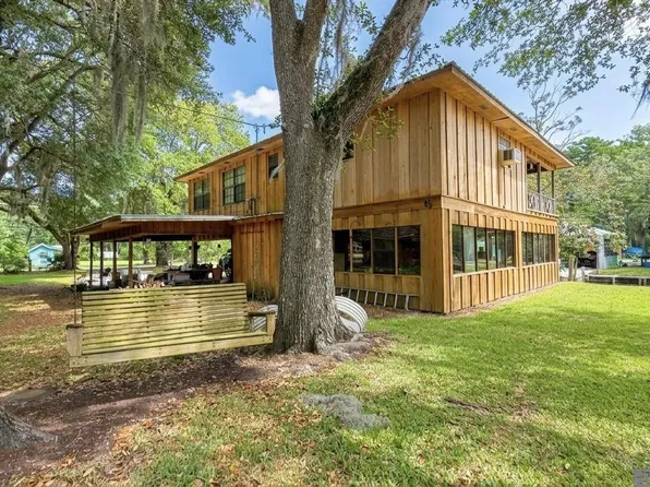 120 Cajun St, Pierre Part, LA 70339