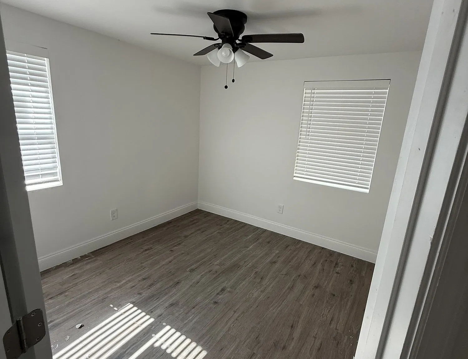2 bed, 550 sqft, $1,000 — Photo 3