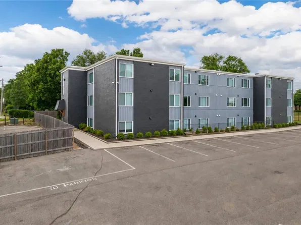 1306 SW Harrison St, Topeka, KS 66612