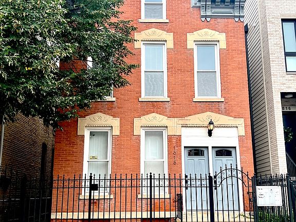 3rd image of 1818 W Superior St APT 2R