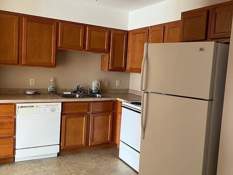 331 W Frontage Rd NW #405 — Photo 8