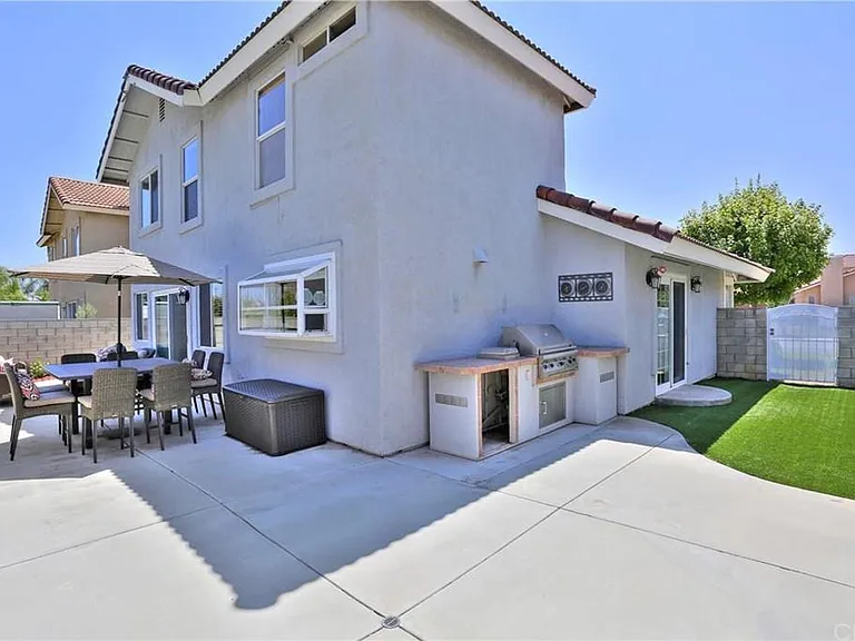 19990 Silvercrest Ln — Photo 17