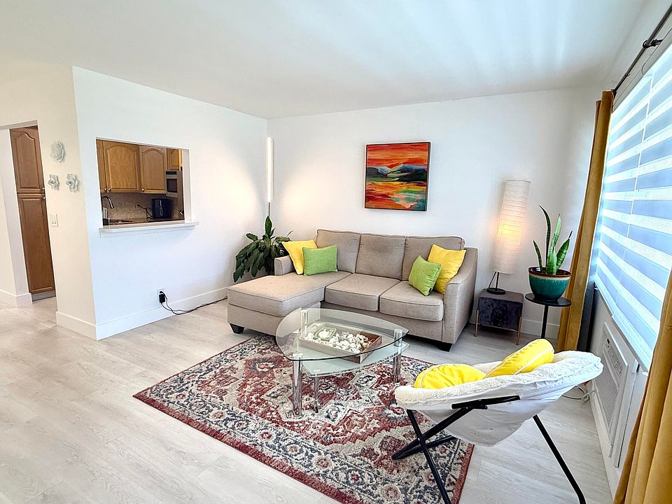 1st image of 78 Harwood H Crescent
