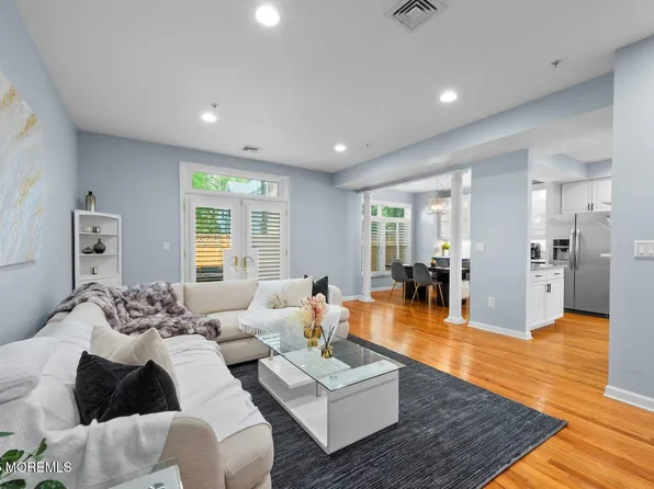 A162 Main St, Manasquan, NJ 08736