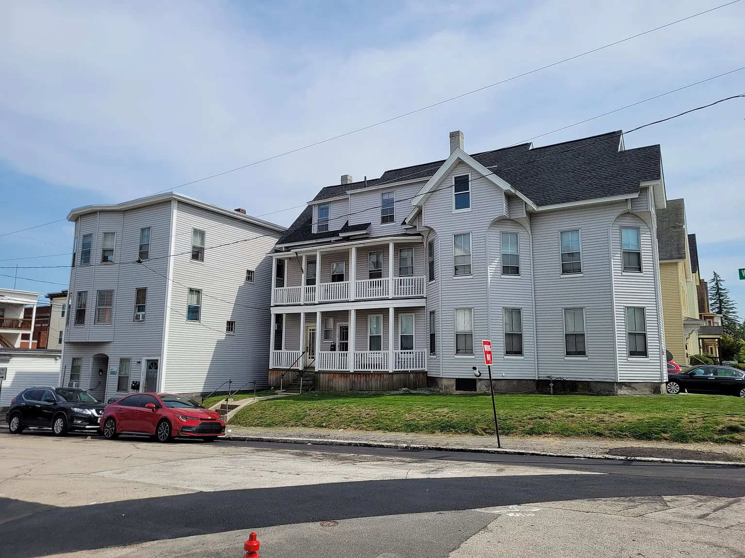 323 Dubuque St & 142-146 Wayne St — Photo 2