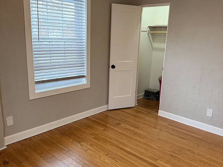 8212 Meadow Ln — Photo 15