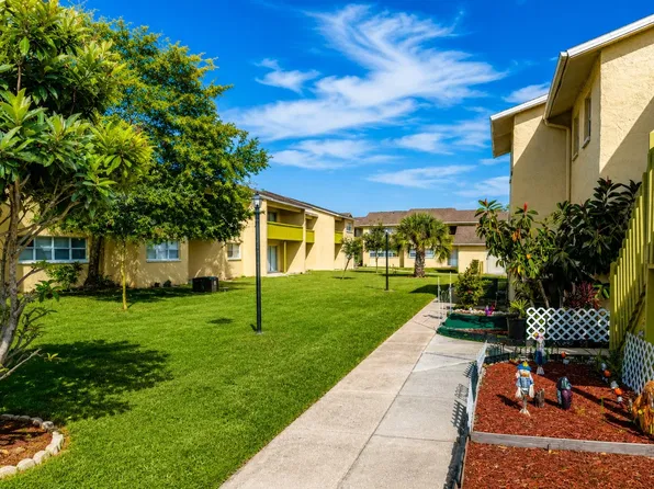Tarponwood Lake Apartments