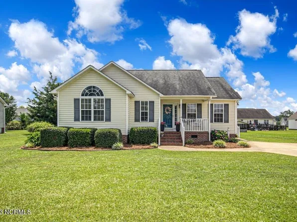 29 Terrys Way, Selma, NC 27576
