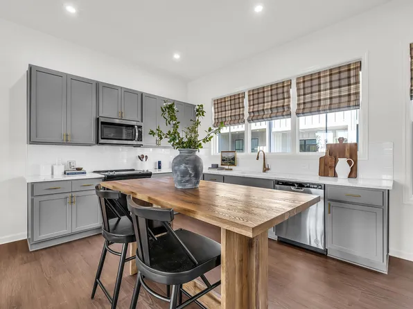 127 Lead Ln, Chattanooga, TN 37405