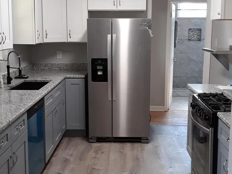 319 Sumner Dr — Photo 3