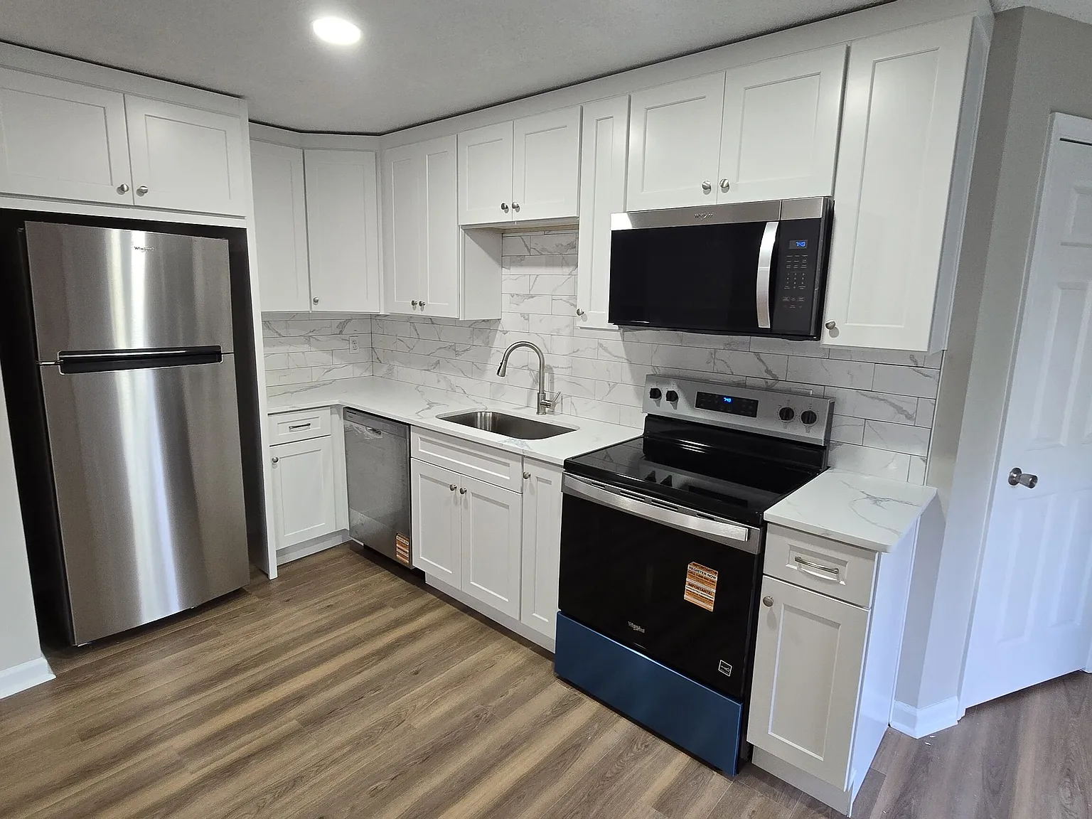 1 bed, 1.0 bath, 1500 sqft, $1,500 — Photo 4