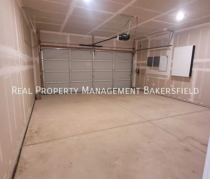 7526 Passionfruit Dr — Photo 20