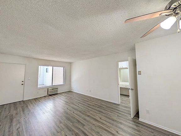 5th image of 14646 Dickens St APT 26