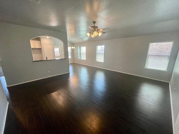 2nd image of 6333 Stonehaven Dr